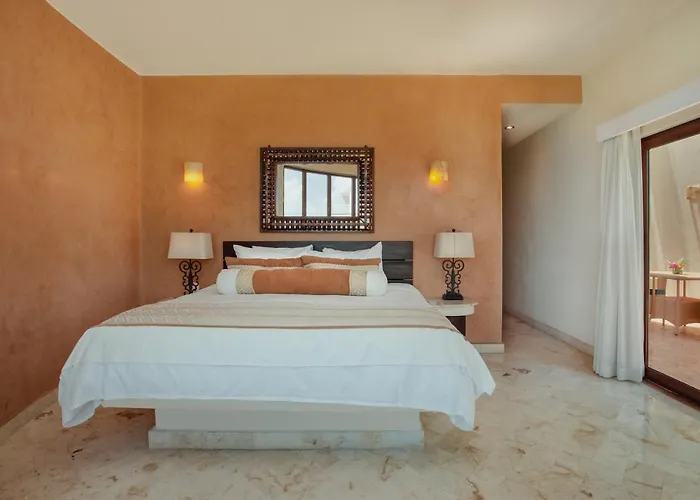 Porto Playa And Club Hotel