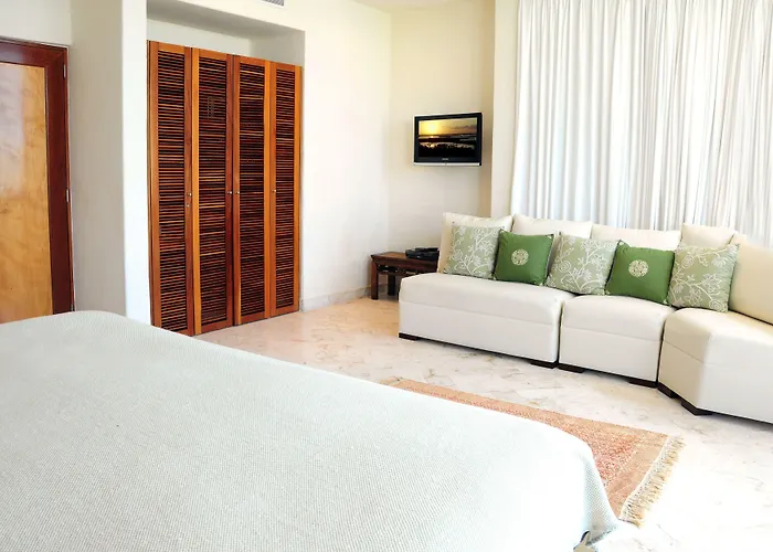 Porto Playa And Club 4*